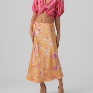 Vero Moda - VMHEART OLI HW 7/8 SKIRT WVN CE Moch Orange Heart XL/P NWT in packag